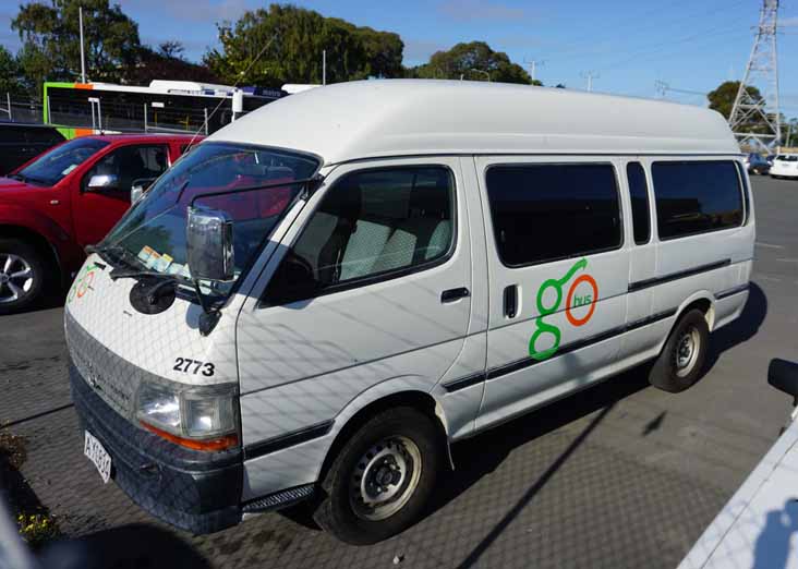 Go Bus Toyota Hiace 2773